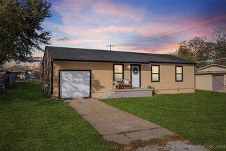 1108 W 15th St, Bartlesville, OK 74003