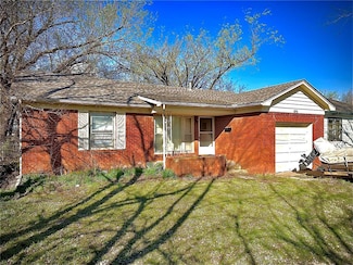 1422 Eisenhower Rd, Norman, OK 73069
