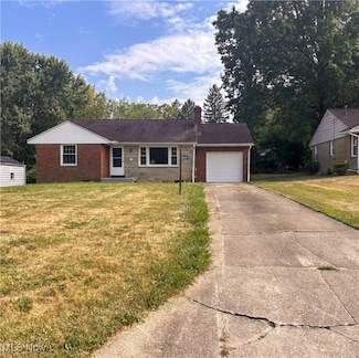 429 Tudor Ln, Youngstown, OH 44512