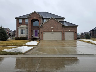 55197 Wolverine Dr, Macomb, MI 48042