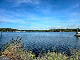 32072 Shorewood Rd, Galena, MD 21635