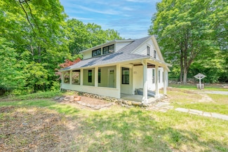 219 Redding Rd, Redding, CT 06896