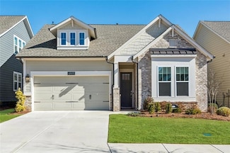 6909 River Rock Dr, Flowery Branch, GA 30542