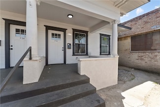 752 E 17th St, Los Angeles, CA 90021