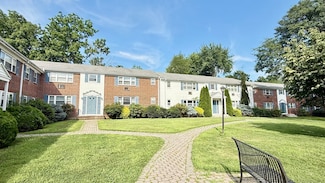 19 Colonial Dr Unit B, Rocky Hill, CT 06067