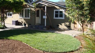 1924 Hackett Ave, Mountain View, CA 94043
