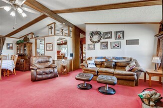 1455 Meadow Creek Dr, Seagoville, TX 75159