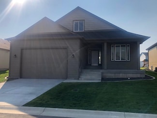 8317 N Summerhill Ln, Spokane, WA 99208