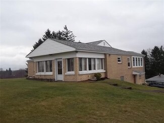 490 Old Jacks Run Rd, White Oak, PA 15131
