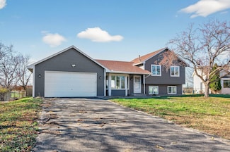 5800 88th Crescent N, Brooklyn Park, MN 55443