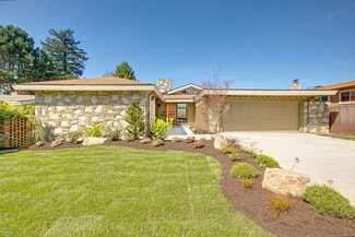3039 44th Ave W, Seattle, WA 98199