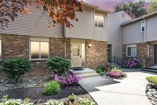 902 Montevideo Dr Unit C, Lansing, MI 48917
