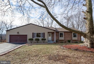 100 Scarboro Dr, York, PA 17403
