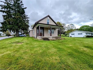 601 Hill St, Coshocton, OH 43812