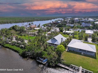 5232 Marina Dr, Bokeelia, FL 33922