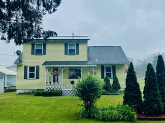 8779 Dewitt St, Holton, MI 49425