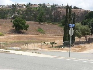 757 Corona Ave, Corona, CA 92879