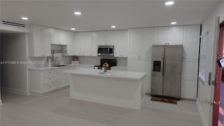 13455 SW 9th Ct Unit 113J, Pembroke Pines, FL 33027