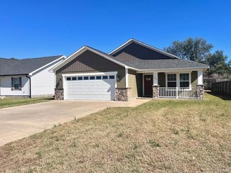 226 Kinder Ave, Sikeston, MO 63801