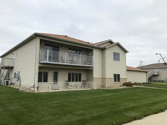 824 Bridgeport Dr, Bismarck, ND 58504