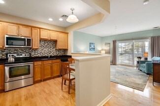 9 Abigail Way Unit 3002, Reading, MA 01867
