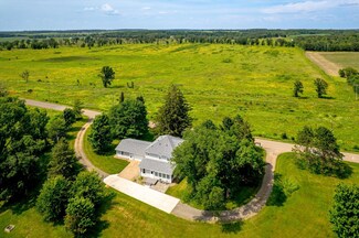 616 South St W, Deer Park, WI 54007