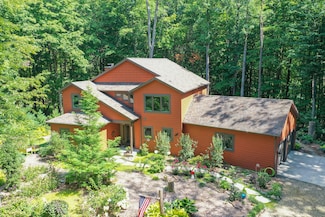 46 Camp Madron Rd, Buchanan Township, MI 49107