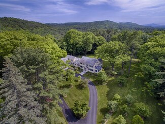 12 Storrs Rd, Hanover, NH 03755