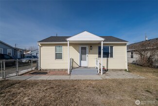 2122 W Spruce St, Moses Lake, WA 98837
