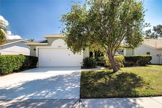 9590 Knightsbridge Cir, Sarasota, FL 34238