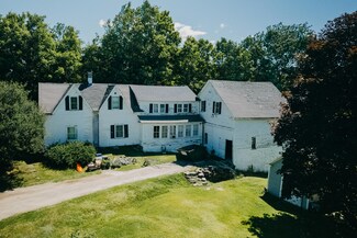 33 Head of the Tide Rd, Belfast, ME 04915