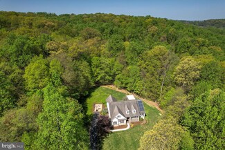 70 Snyder Hollow Rd, New Providence, PA 17560