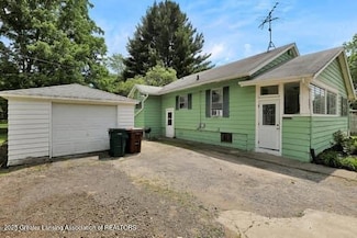 3805 Donald St, Lansing, MI 48910