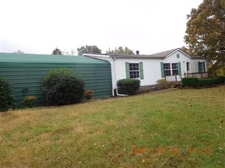 21 Meeks Rd, Adamsville, TN 38310