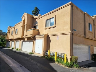18832 Vista Del Canon Unit F, Newhall, CA 91321