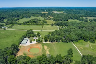 1864 Liberty Rd, Sparta, TN 38583