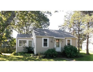 126 Cottonwood St, Fairhaven, MA 02719