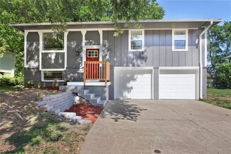 1009 Barley Ln, Buckner, MO 64016