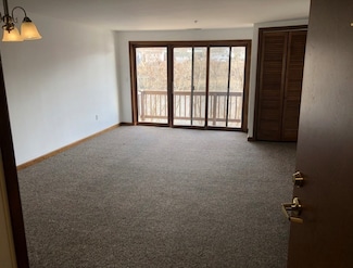 333 1st St Unit 312, Lowell, MA 01850