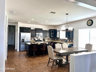 210 W Andrew Potter St, Vail, AZ 85641