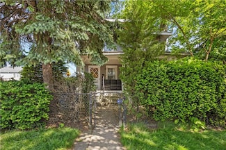 701 127th St, College Point, NY 11356