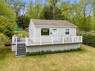 17 Glimmer Glen, Colchester, CT 06415