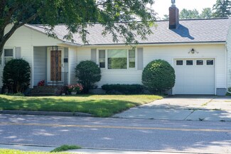 254 Lafountain St, Winooski, VT 05404