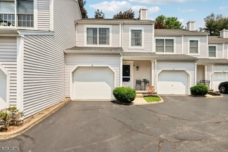 16 Iron Forge Village S, Pompton Lakes, NJ 07442
