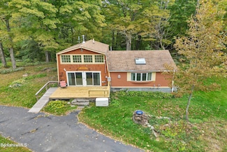 7 Bassett Rd, Heath, MA 01346