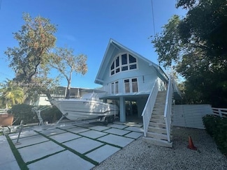 202 Mahogany Dr, Key Largo, FL 33037