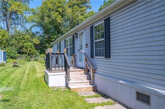 147 Bentwood Cir, Bath, PA 18014