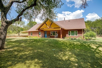 127 Pleasant Valley Ln, Weatherford, TX 76087