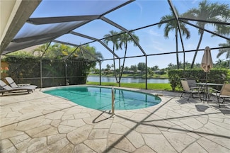 902 Marble Dr, Naples, FL 34104