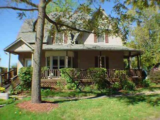 104 N 5th St, Oxford, IN 47971